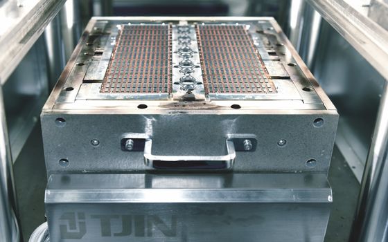 Eenvoudige injectie halfgeleider gietmachine Volledig automatisch overdrachtsgieten