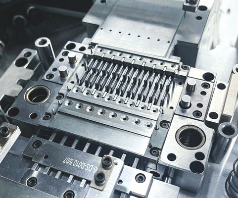 Semi-geleiders trimmen en vormen machine