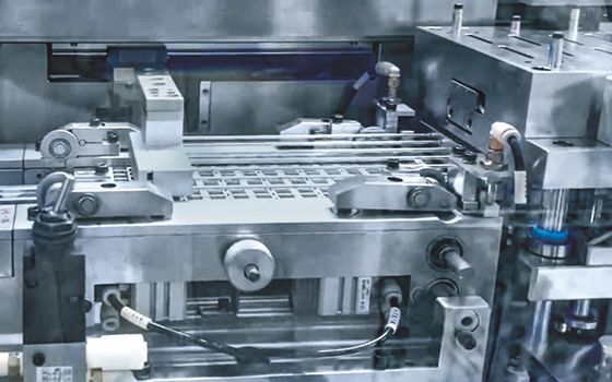 Waterkoeling Semicon-apparatuur Semiconductor-snij- en gietapparaat